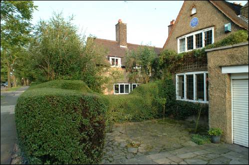 08-10 Meadway